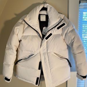 NEVER BEEN WORN SANDRO white puffer jacket.